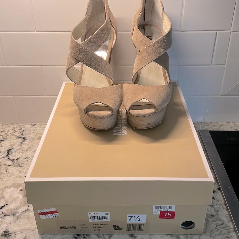 Michael Michael Kors wedges
